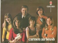 Carmen Curlers – Iscenesat